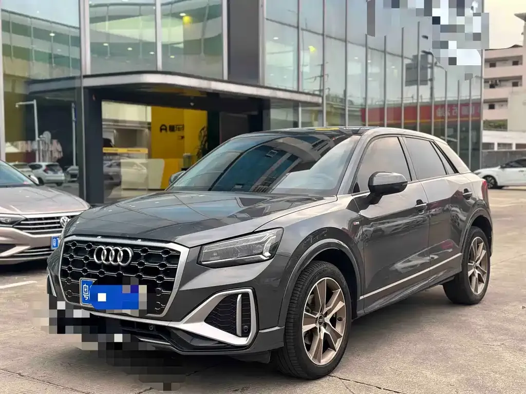 Audi Q2L 2022 из CN, фото 1