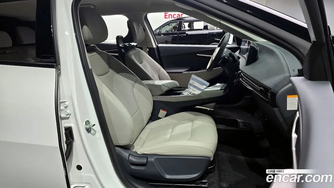 Kia EV6 — фото 10