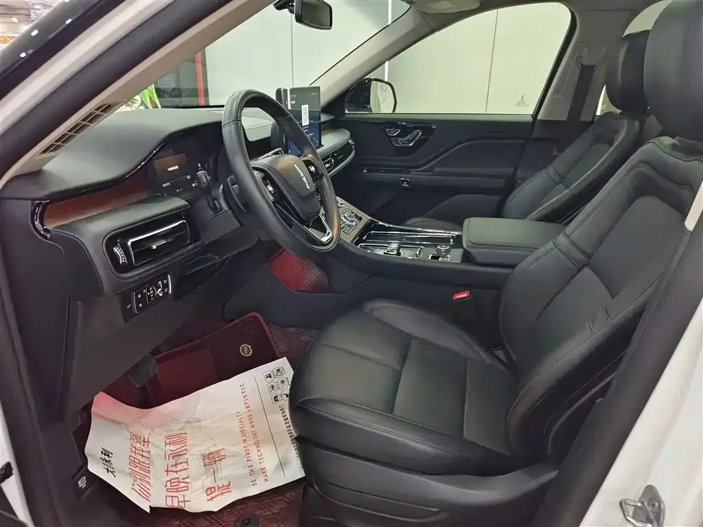 Lincoln Aviator 2023 из CN, фото 10