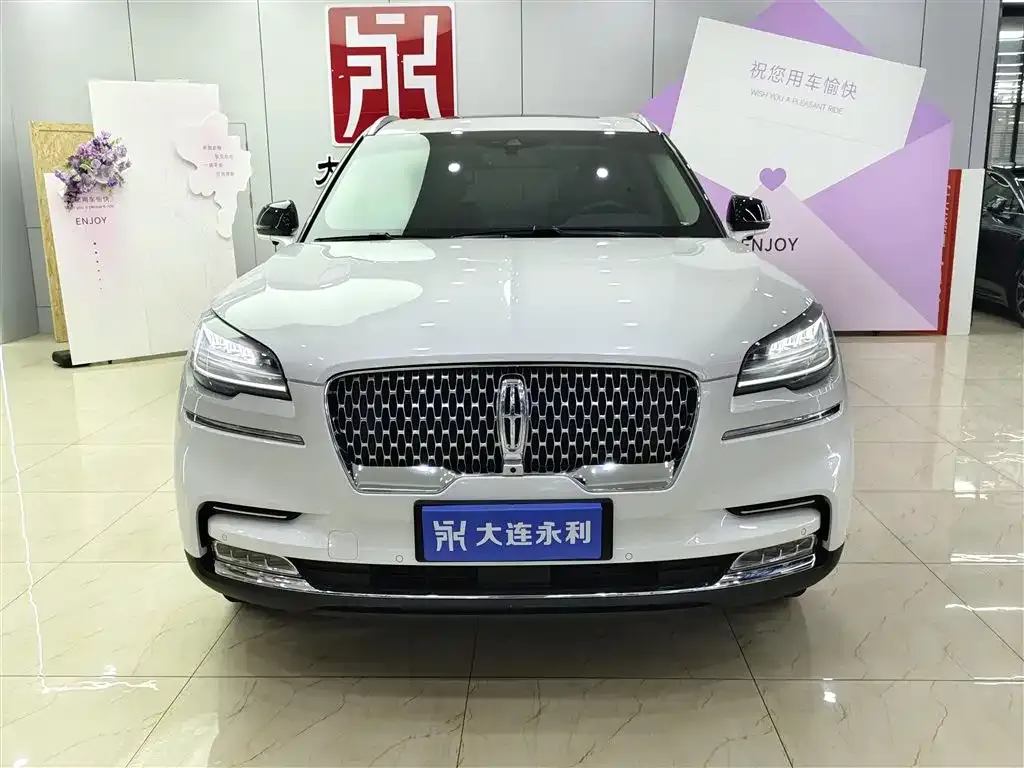 Lincoln Aviator 2023 из CN, фото 2