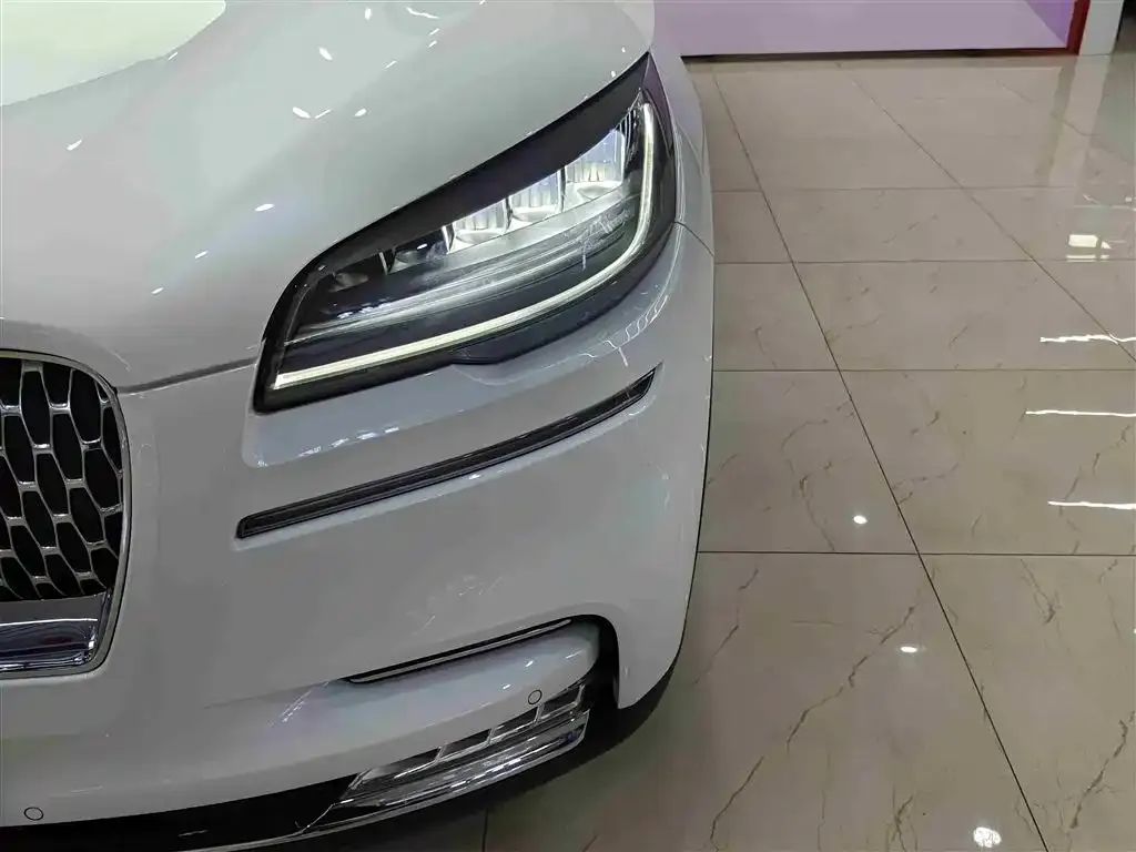 Lincoln Aviator 2023 из CN, фото 7