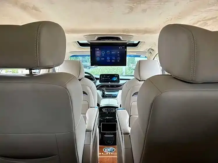 Buick GL8 2021 из CN, фото 6
