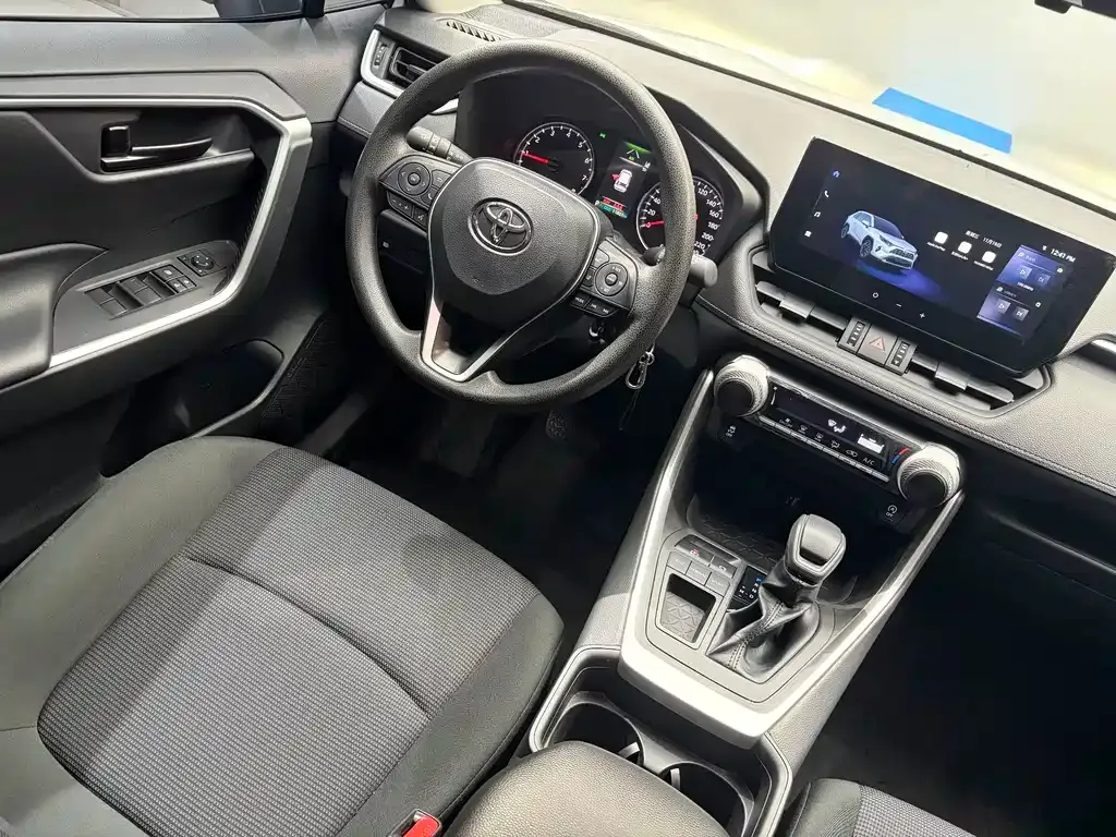 Toyota RAV4 2024 из CN, фото 8