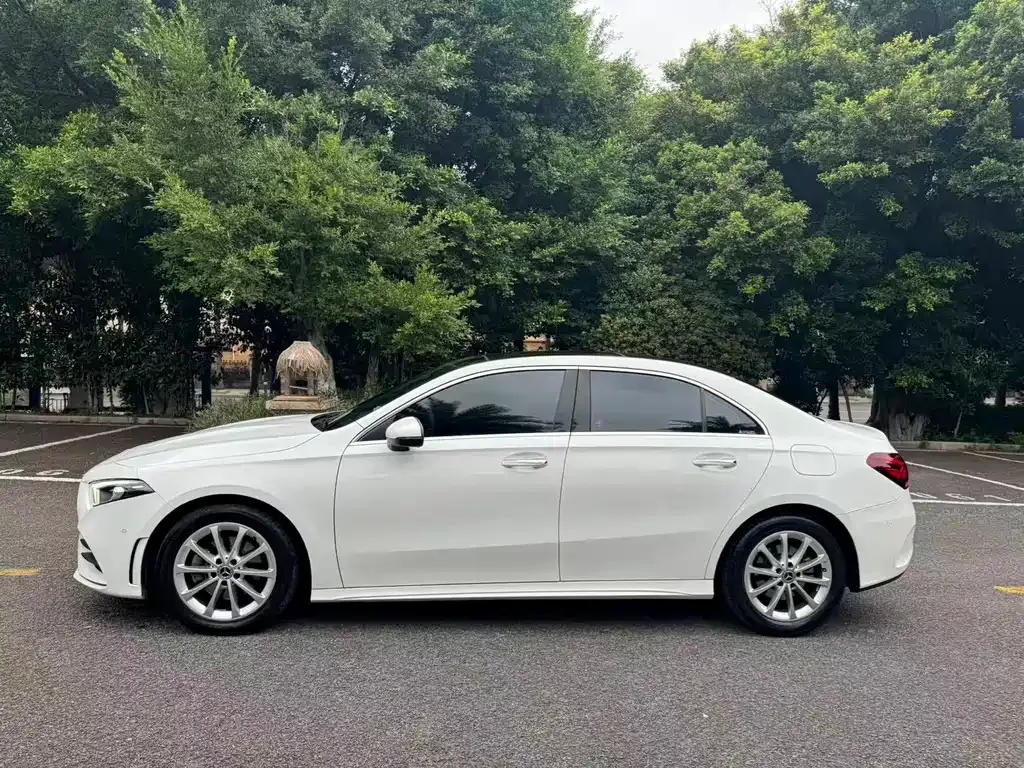 Mercedes-Benz A-Class 2021 из CN, фото 10