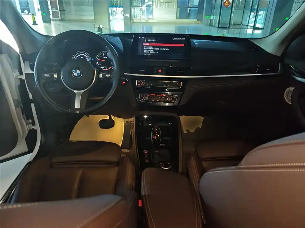 BMW X1 2021 из CN, фото 10
