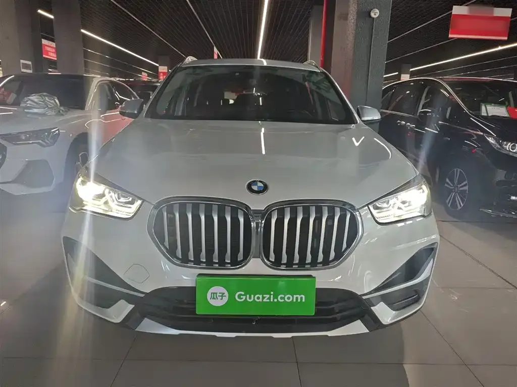 BMW X1 2021 из CN, фото 3