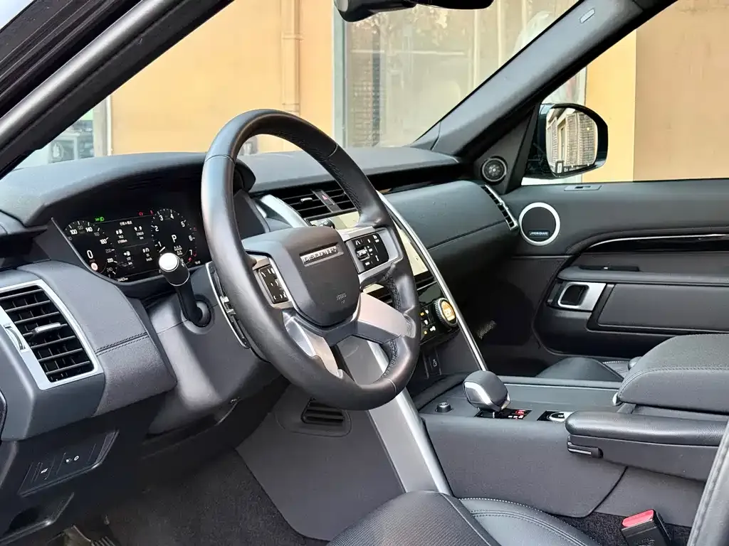 Land Rover Discovery 2025 из CN, фото 5