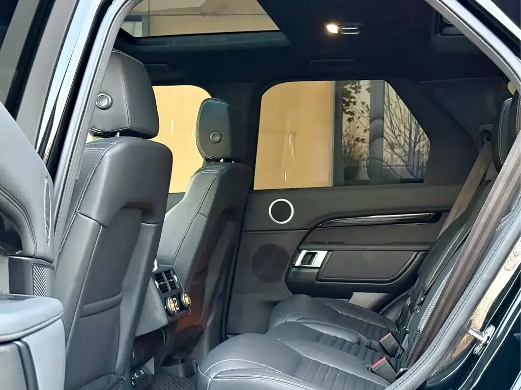 Land Rover Discovery 2025 из CN, фото 6