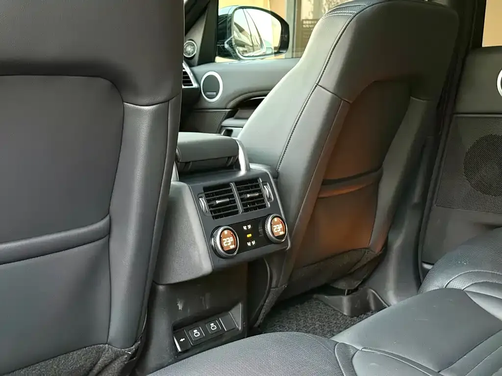 Land Rover Discovery 2025 из CN, фото 8