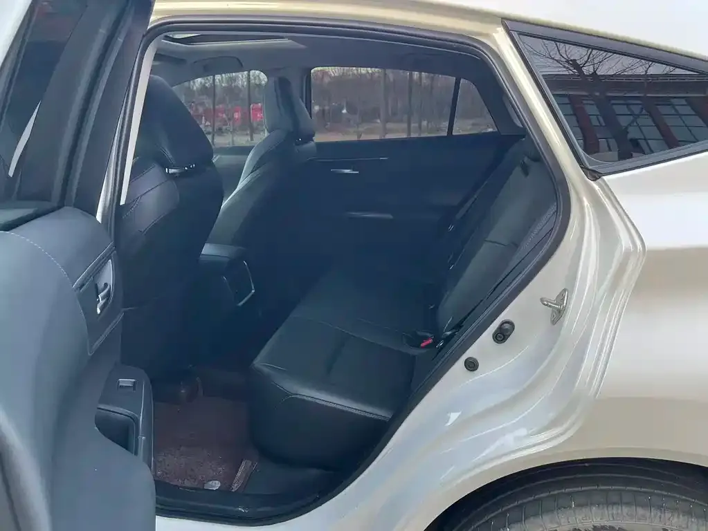 Toyota Venza 2022 из CN, фото 10