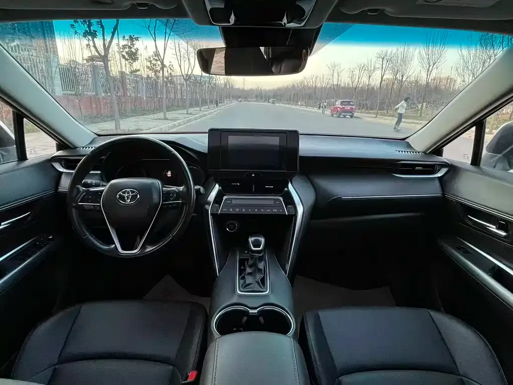 Toyota Venza 2022 из CN, фото 8