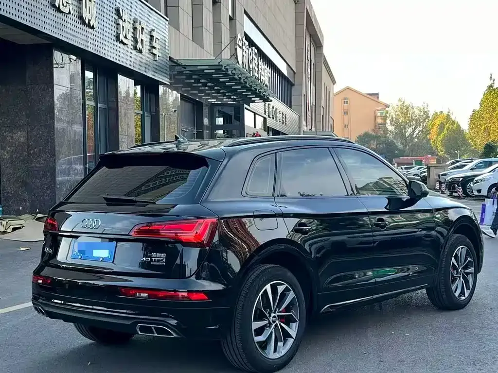 Audi Q5L 2024 из CN, фото 4