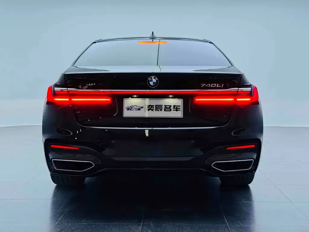 BMW 7 Series 2022 из CN, фото 5