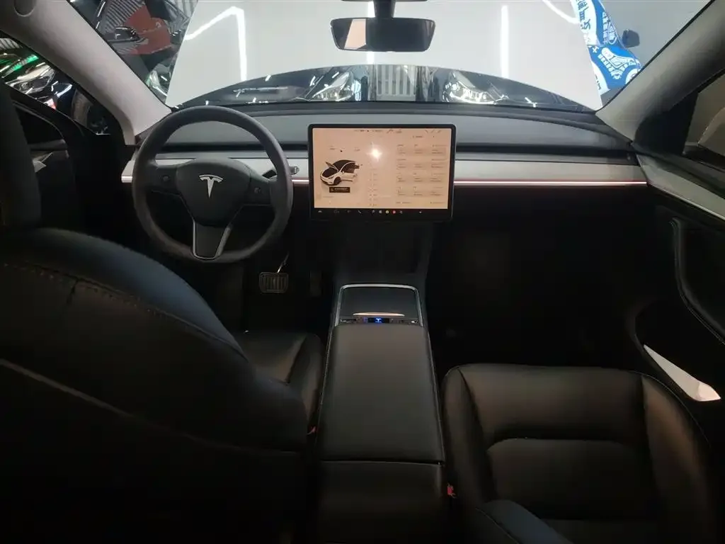 Tesla Model Y 2023 из CN, фото 10