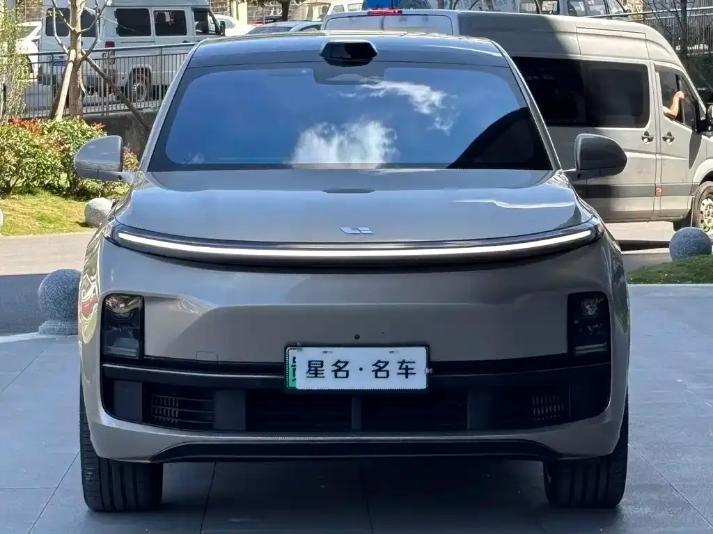 Li Auto L9 2022 из CN, фото 2