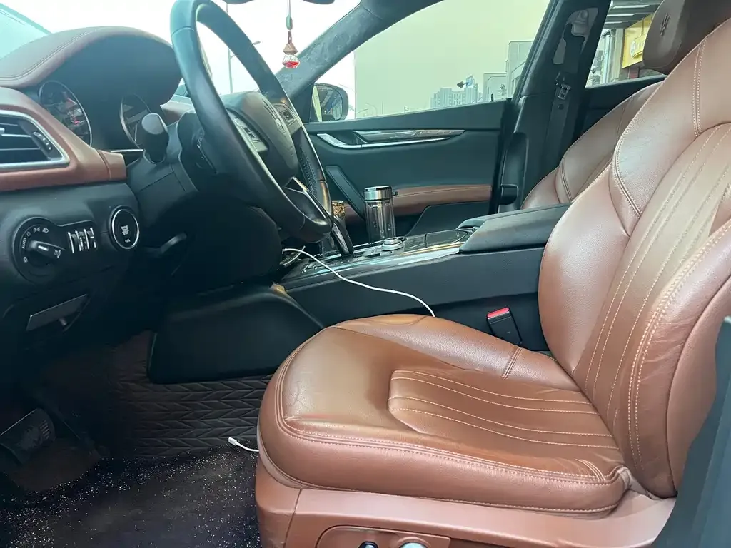 Maserati Ghibli — фото 7