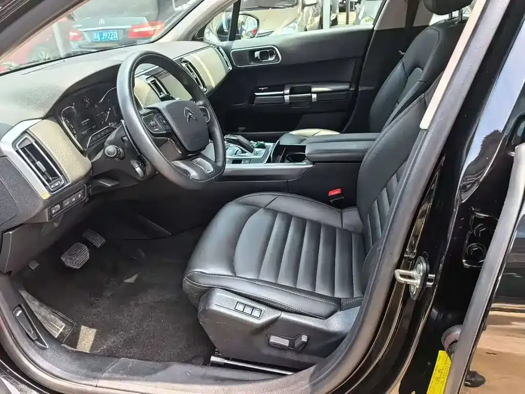 Citroen C6 2022 из CN, фото 4