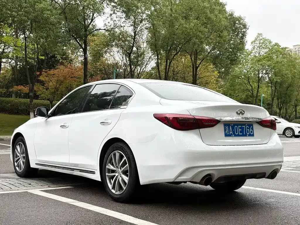 Infiniti Q50L 2021 из CN, фото 6