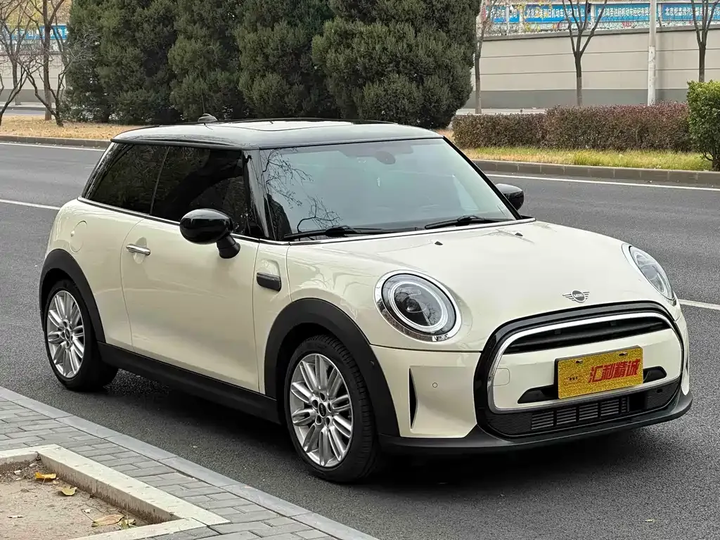 MINI Cooper (3-door) 2022 из CN, фото 3