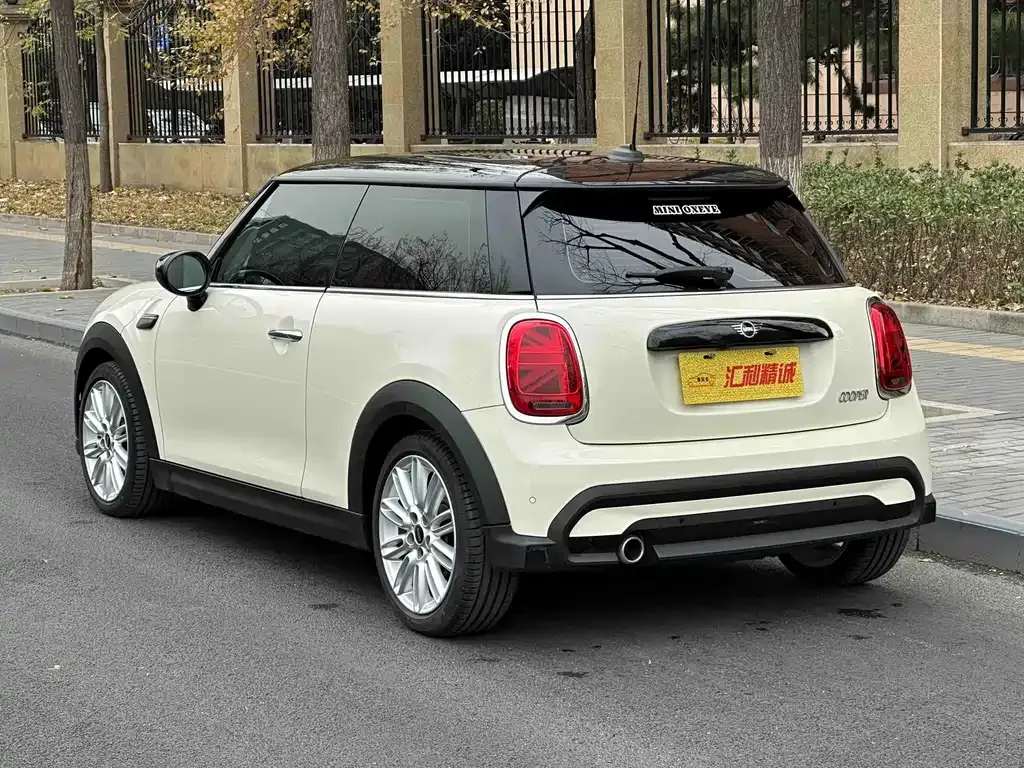 MINI Cooper (3-door) 2022 из CN, фото 6