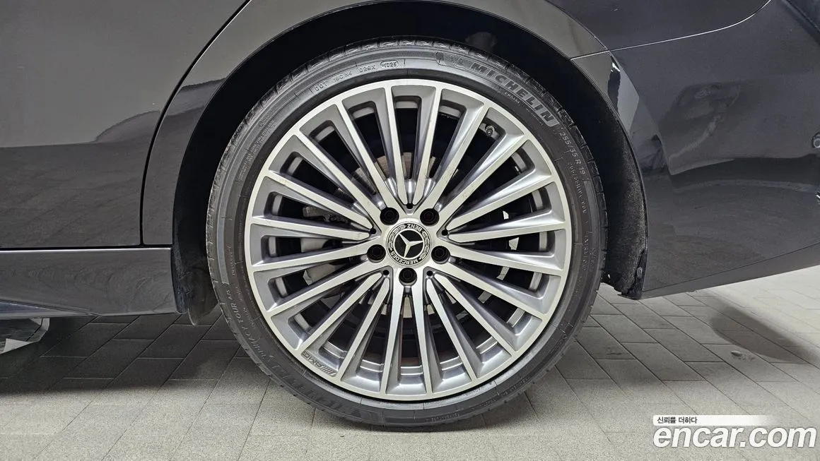 Mercedes-Benz C-Class 2023 из KR, фото 5