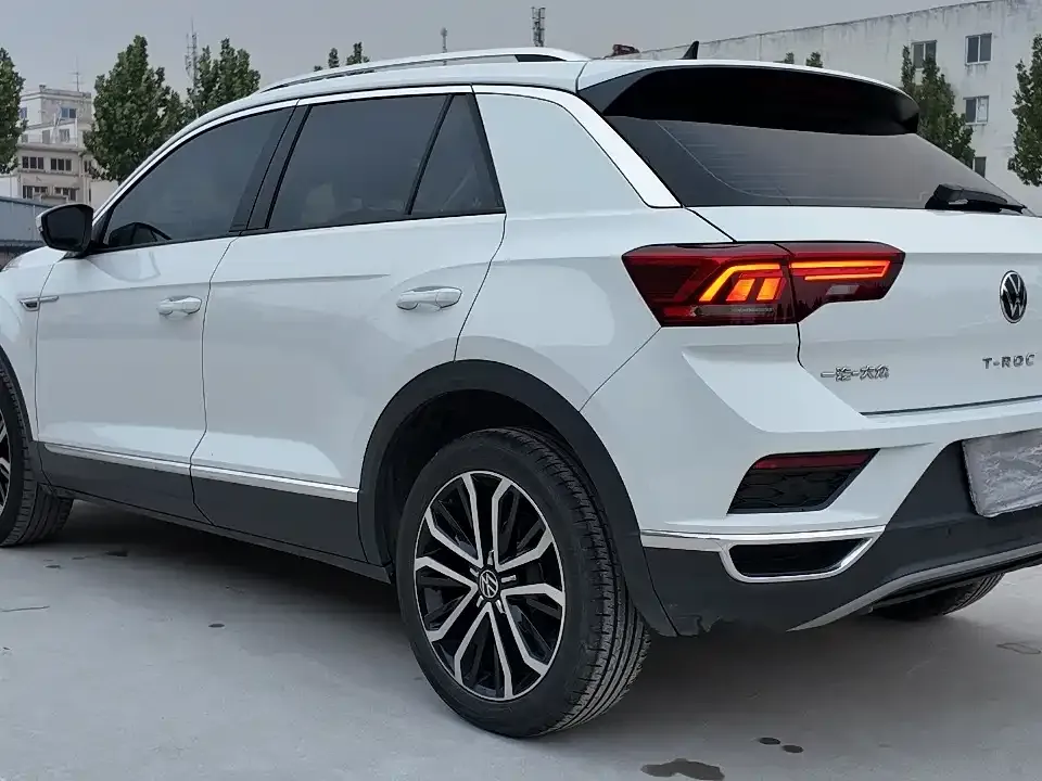 Volkswagen T-Roc 2023 из CN, фото 7