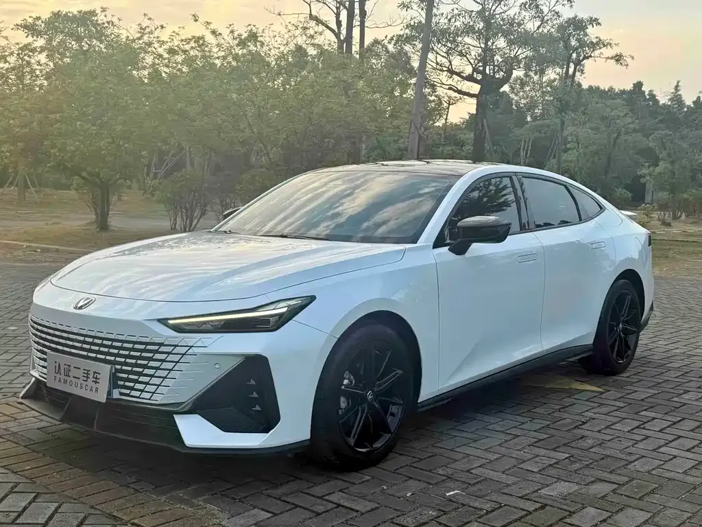 Changan UNI-V 2024 из CN, фото 1