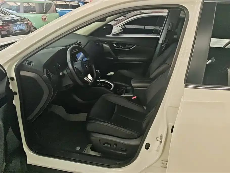 Nissan X-Trail 2024 из CN, фото 9