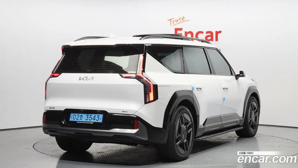 Kia EV9 2024 из KR, фото 2