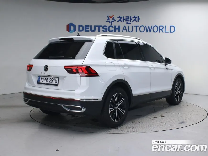 Volkswagen Tiguan — фото 2