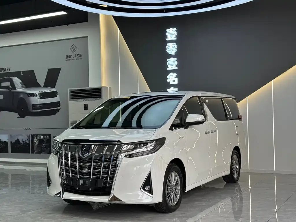 Toyota Alphard 2022 из CN, фото 1