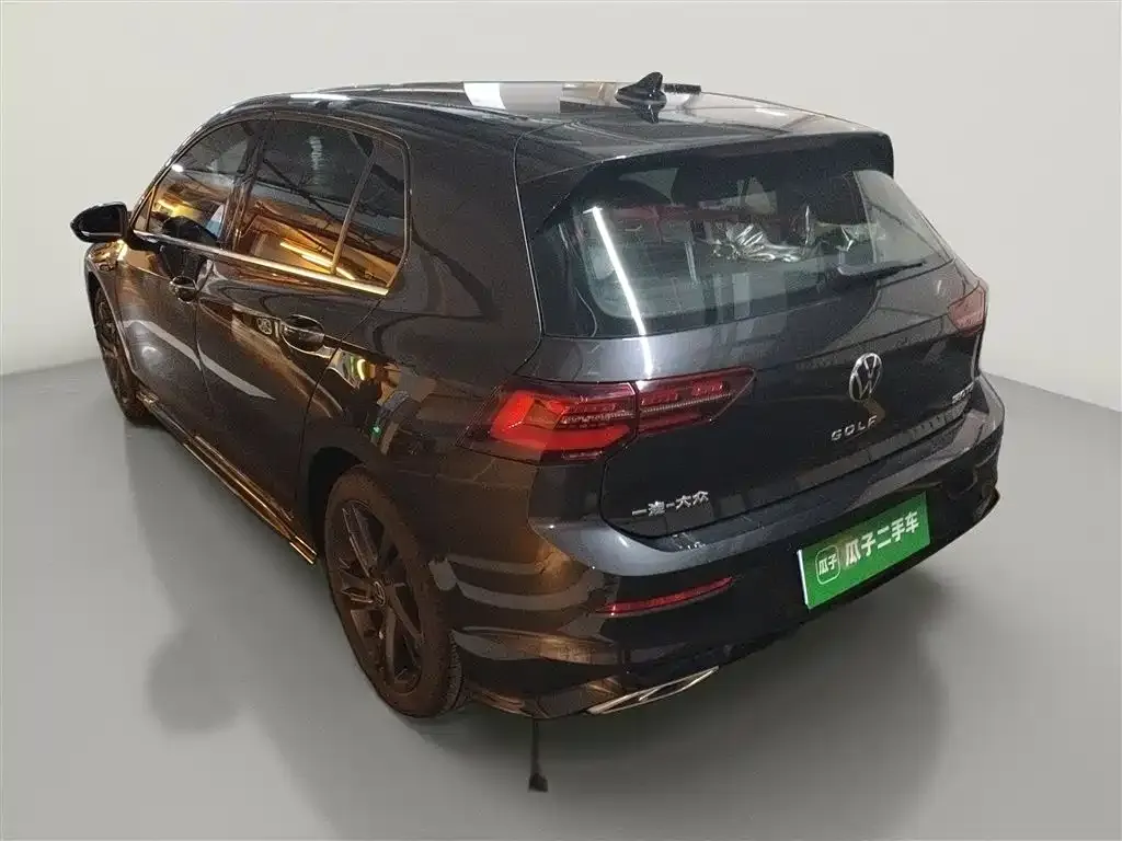 Volkswagen Golf 2023 из CN, фото 5