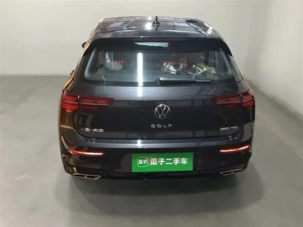 Volkswagen Golf 2023 из CN, фото 6