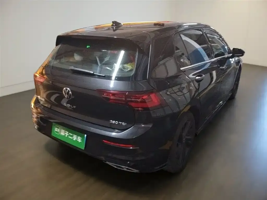 Volkswagen Golf 2023 из CN, фото 7