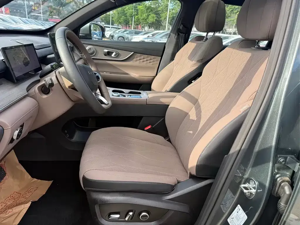 Chery Tiggo 8 PLUS — фото 8