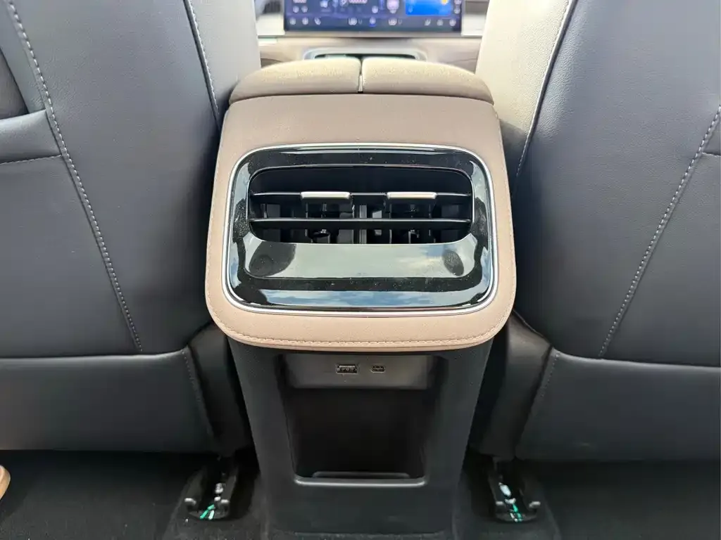 Chery Tiggo 8 PLUS — фото 9