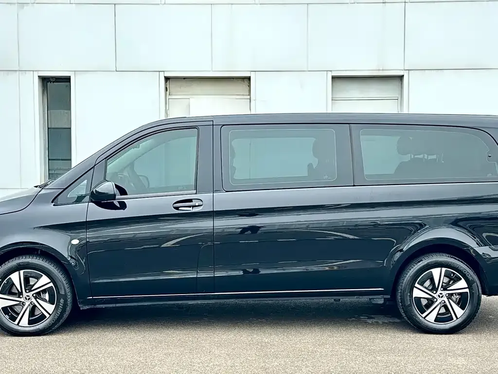 Mercedes-Benz Vito 2025 из CN, фото 3