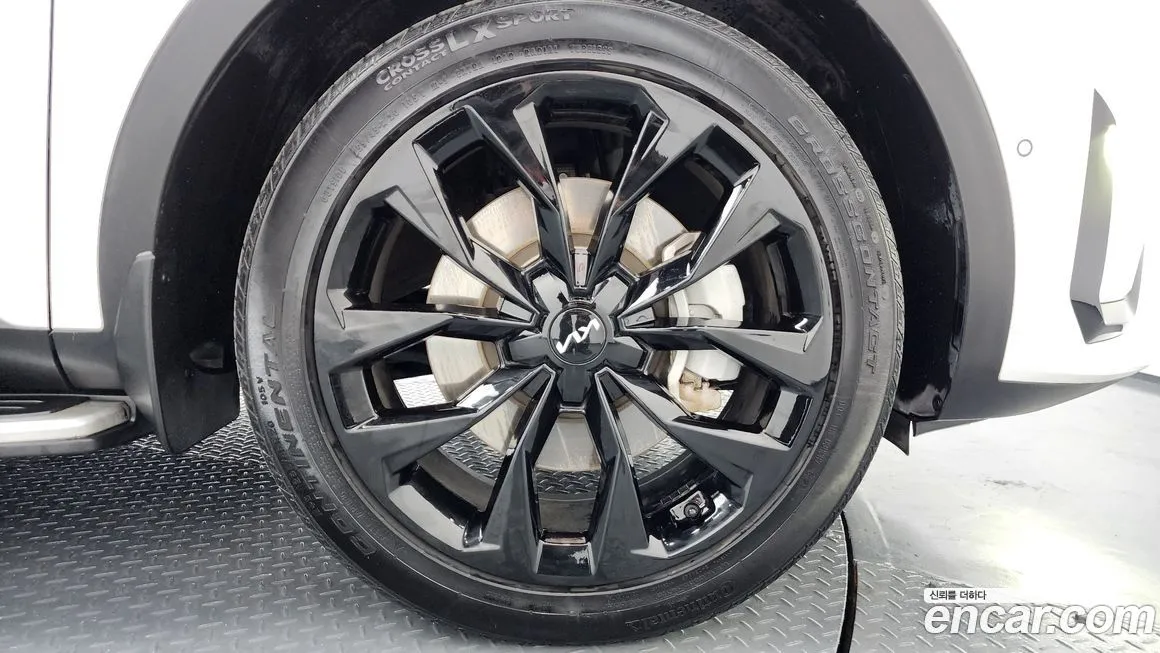 Kia Sorento — фото 5