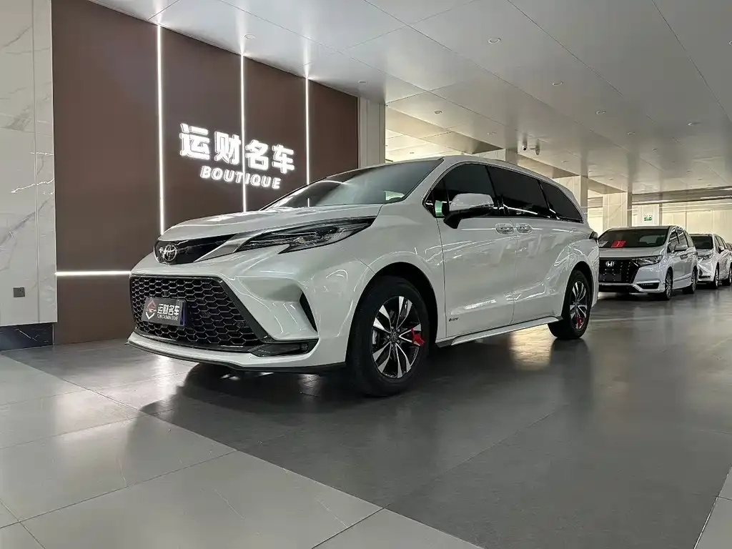 Toyota Granvia 2025 из CN, фото 1