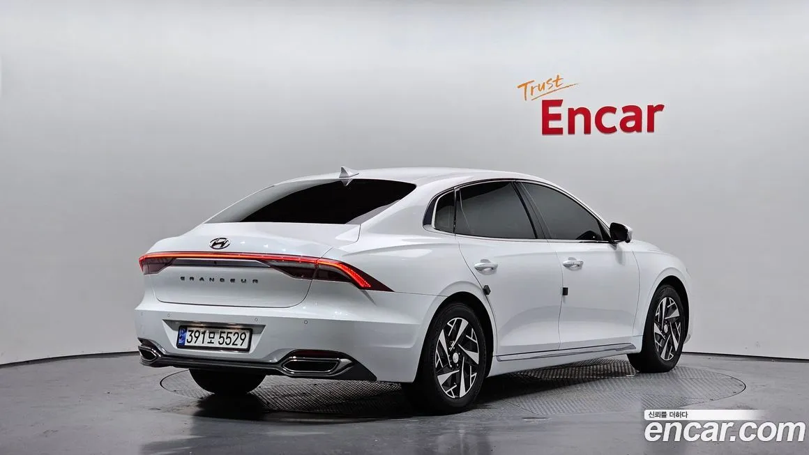 Hyundai Grandeur 2021 из KR, фото 2