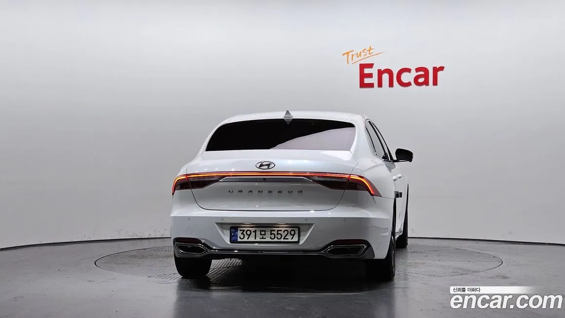 Hyundai Grandeur 2021 из KR, фото 4