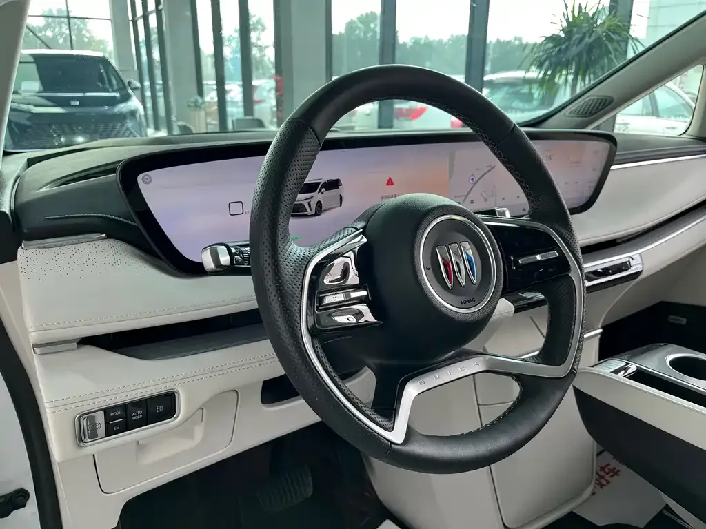 Buick GL8 Hybrid — фото 8