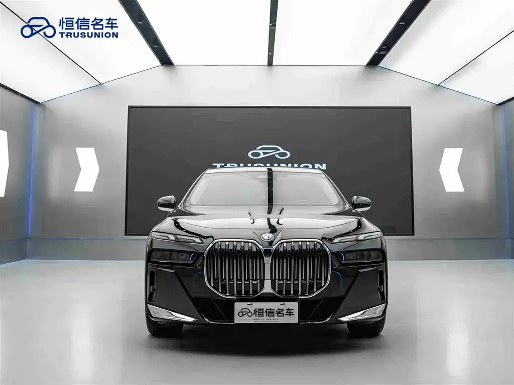 BMW 7 Series 2024 из CN, фото 2