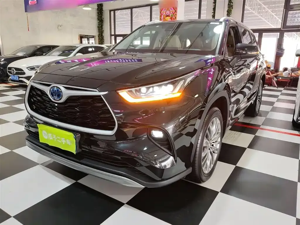 Toyota Highlander 2021 из CN, фото 2