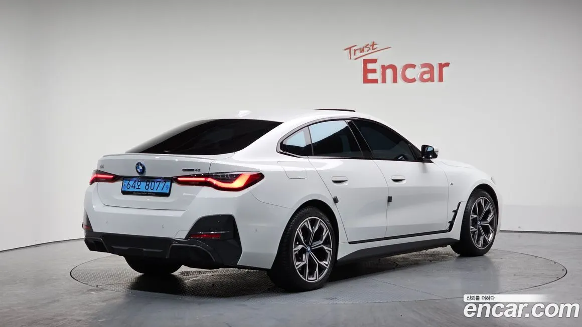 BMW i4 2024 из KR, фото 2