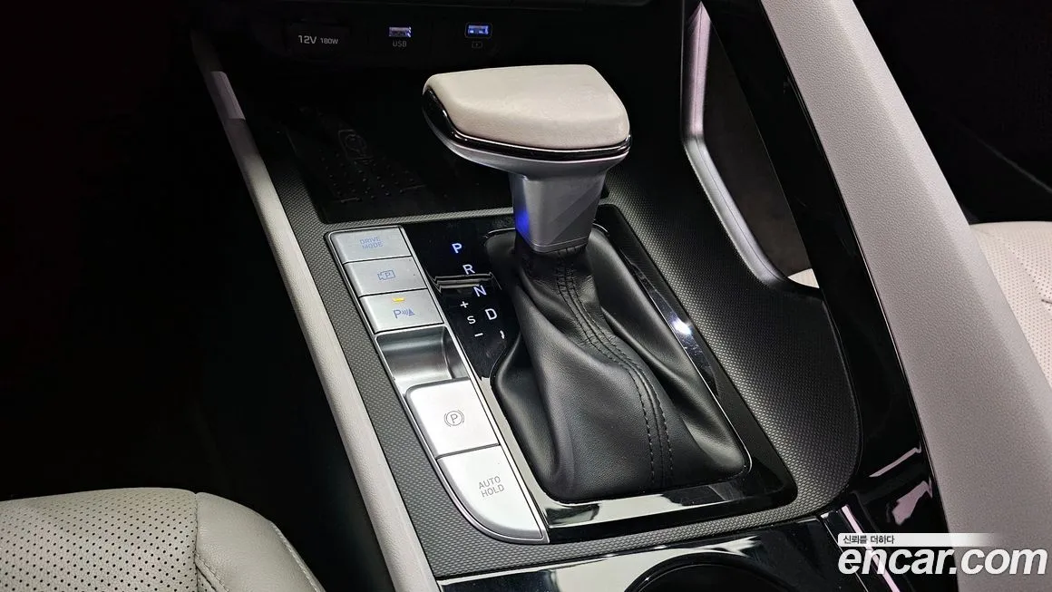 Hyundai AVANTE — фото 9