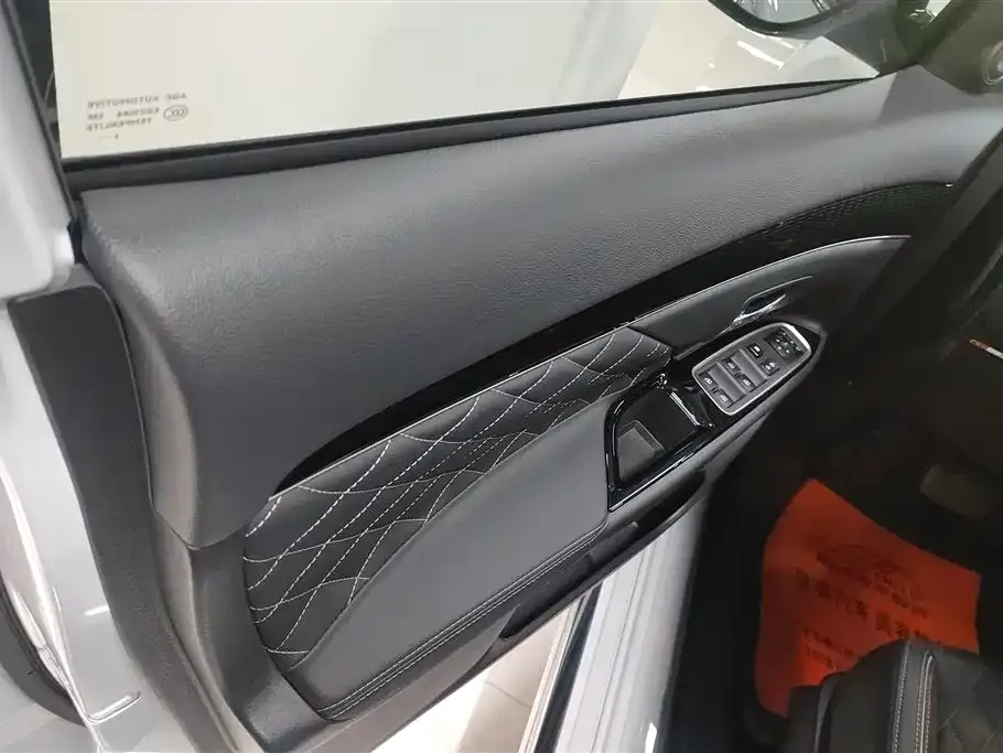 Mitsubishi Outlander 2022 из CN, фото 7