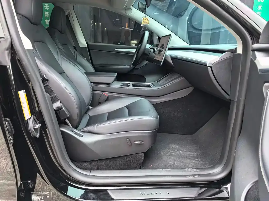 Tesla Model Y 2024 из CN, фото 9