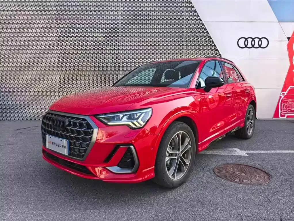 Audi Q3 2023 из CN, фото 1