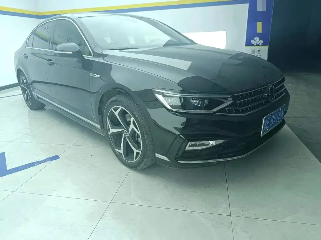 Volkswagen Magotan 2023 из CN, фото 3